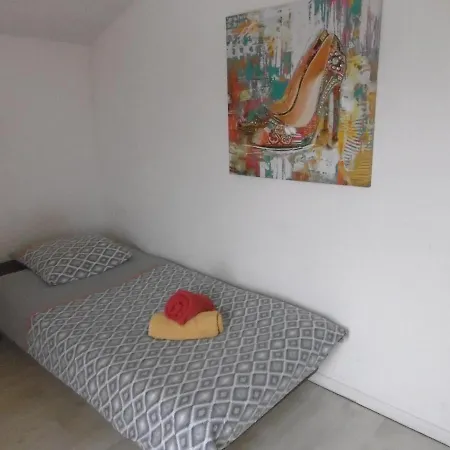 Du Parc Βιλνέβ ντ' Ασκ